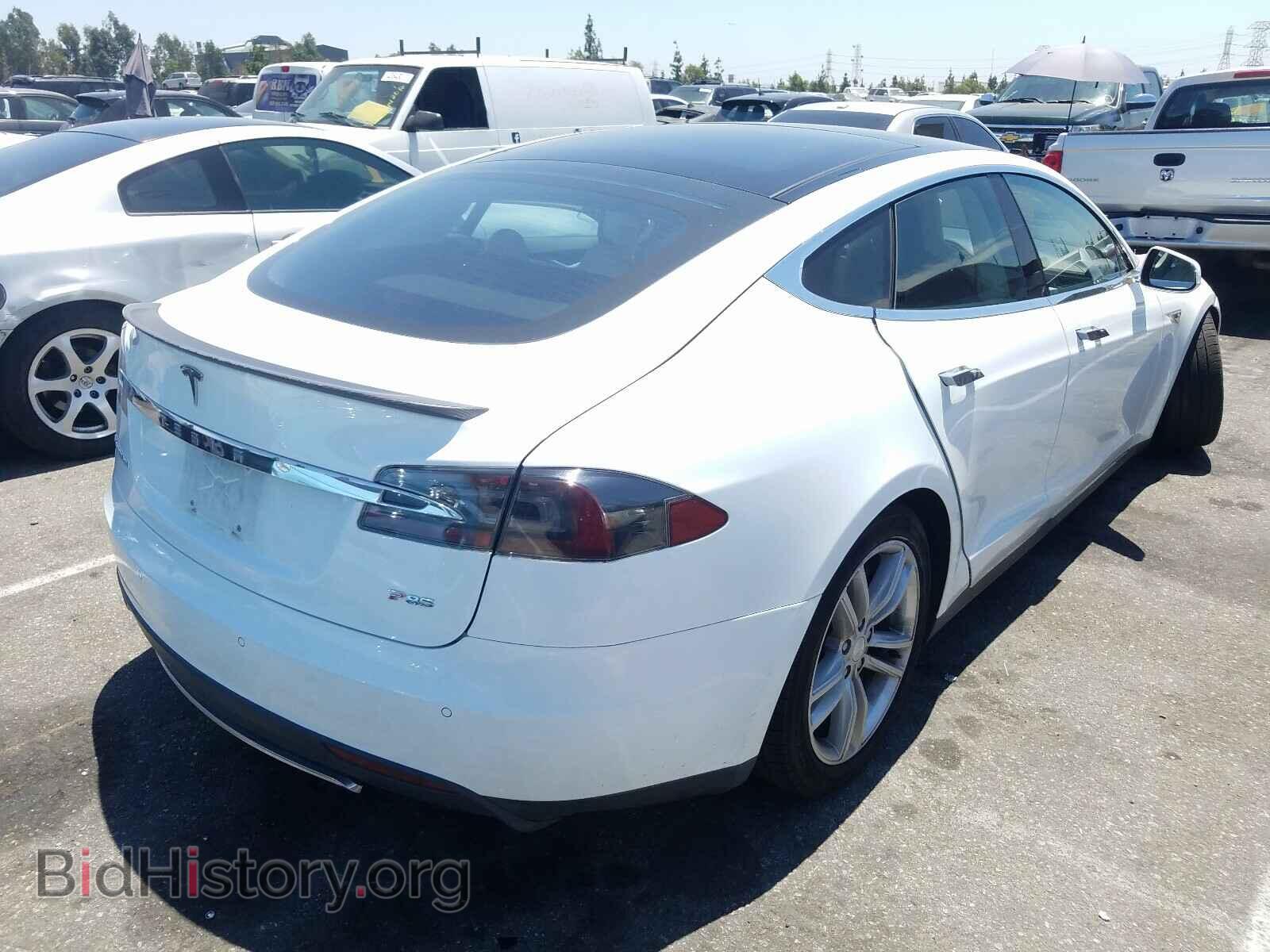 2014 TESLA MODEL S - VIN: 5YJSA1H16EFP35700 - Фото 4