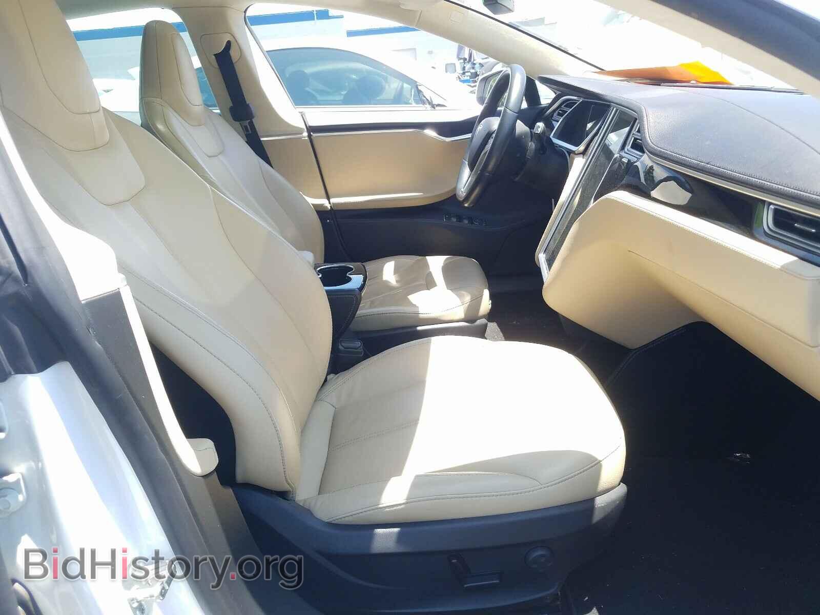 2014 TESLA MODEL S - VIN: 5YJSA1H16EFP35700 - Фото 5