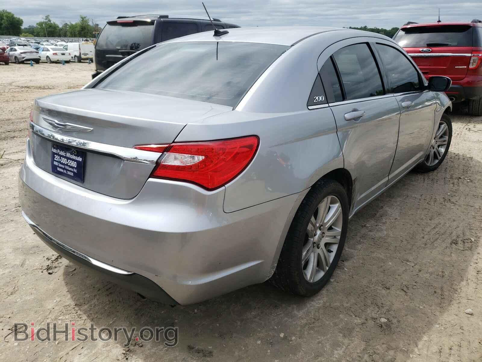 2014 CHRYSLER 200 - VIN: 1C3CCBAB1EN209438 - Фото 4