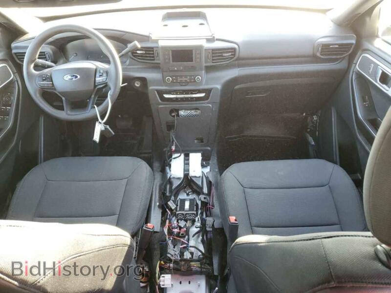 2021 Ford EXPLORER (VIN 1FM5K8AB1MGB61514) — photo 8 of 12
