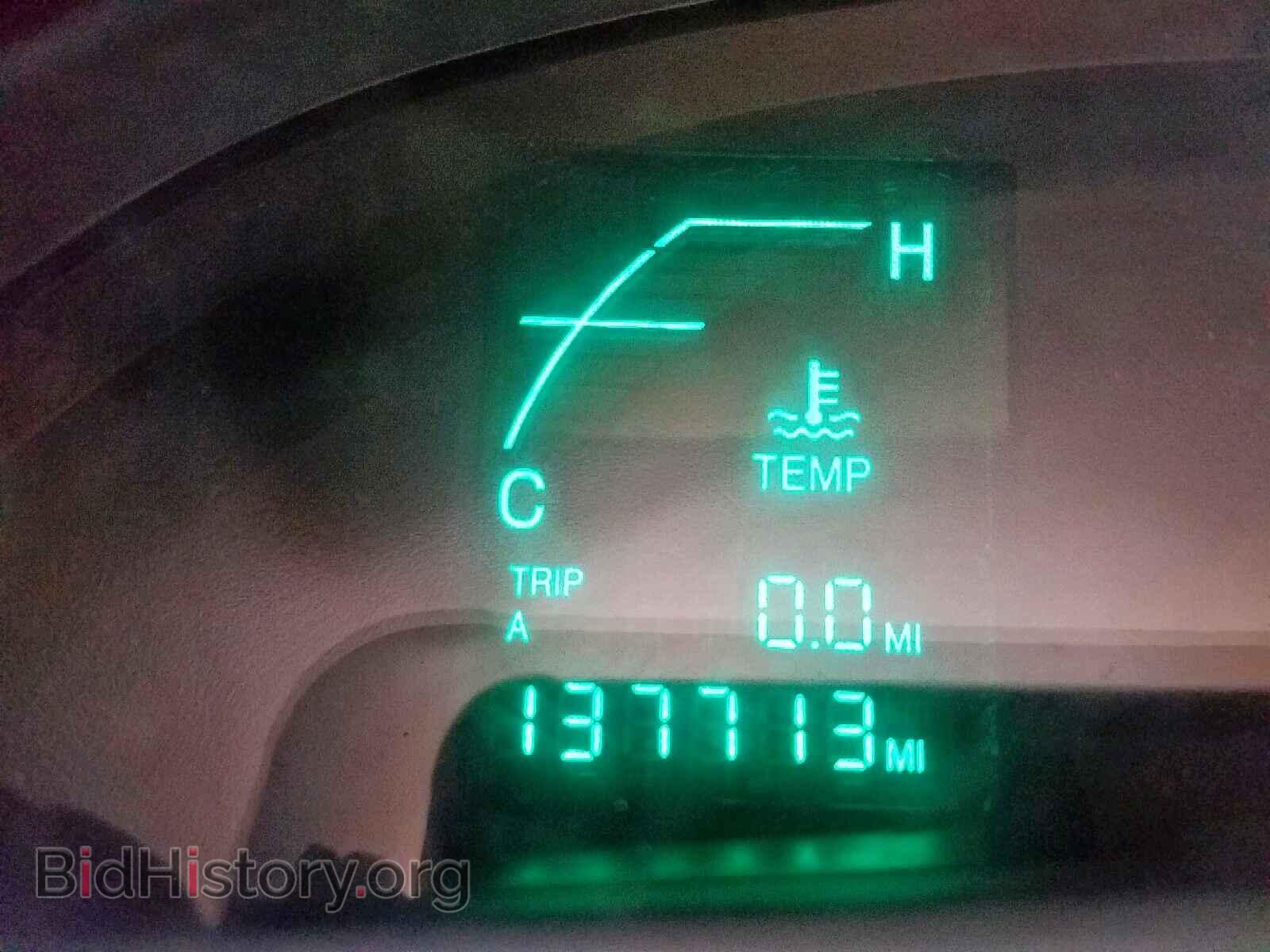 2002 CADILLAC DEVILLE - VIN: 1G6KD54Y32U213789 - Фото 8