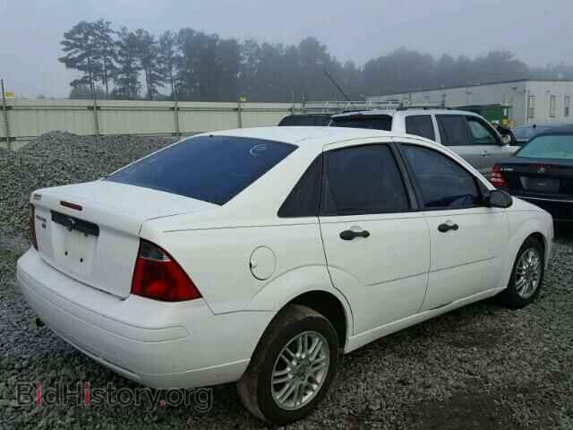 2007 FORD FOCUS - VIN: 1FAFP34N27W328062 - Photo 4