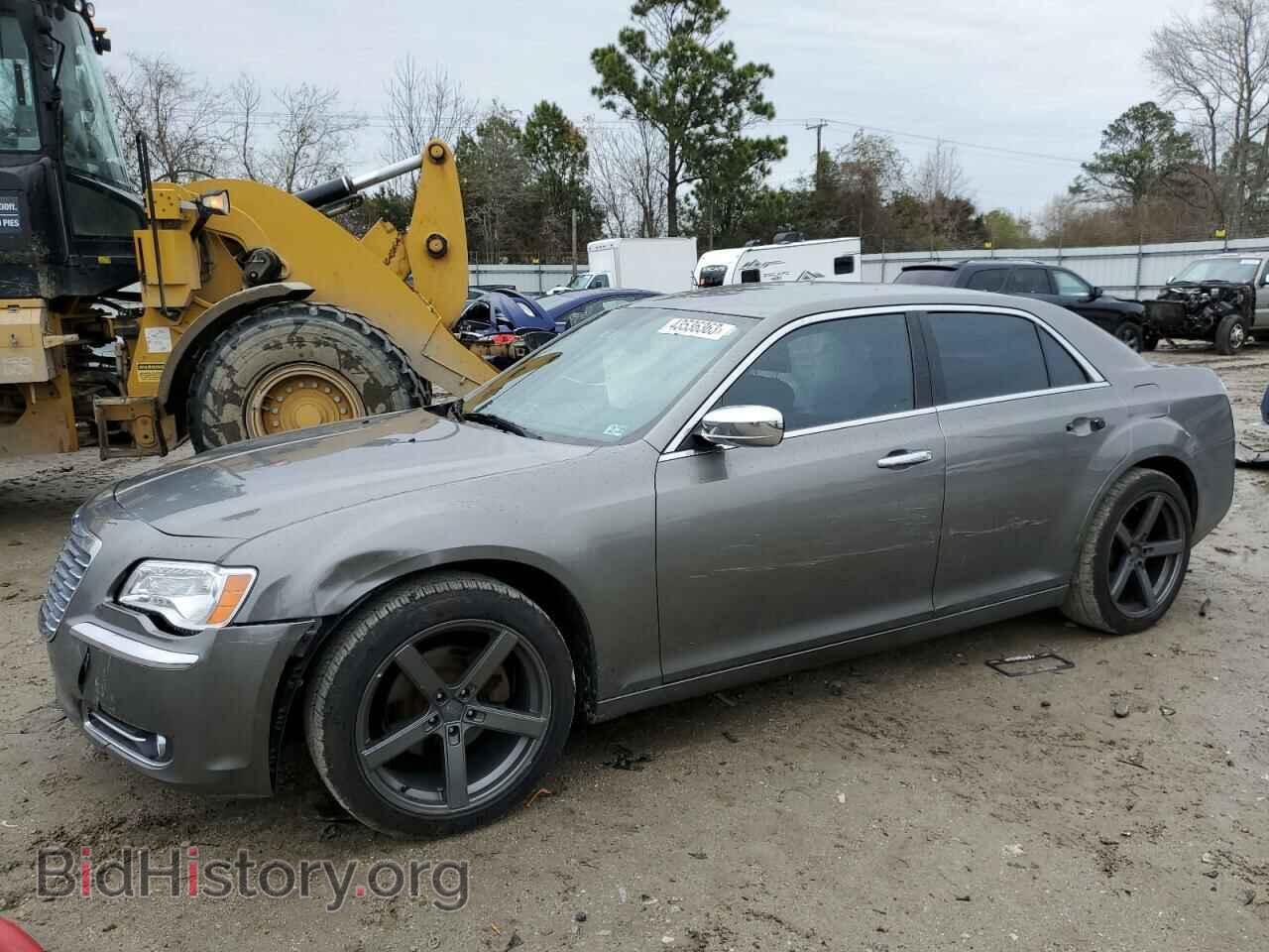 Фотография 2C3CA5CG8BH599247 - CHRYSLER 300 2011