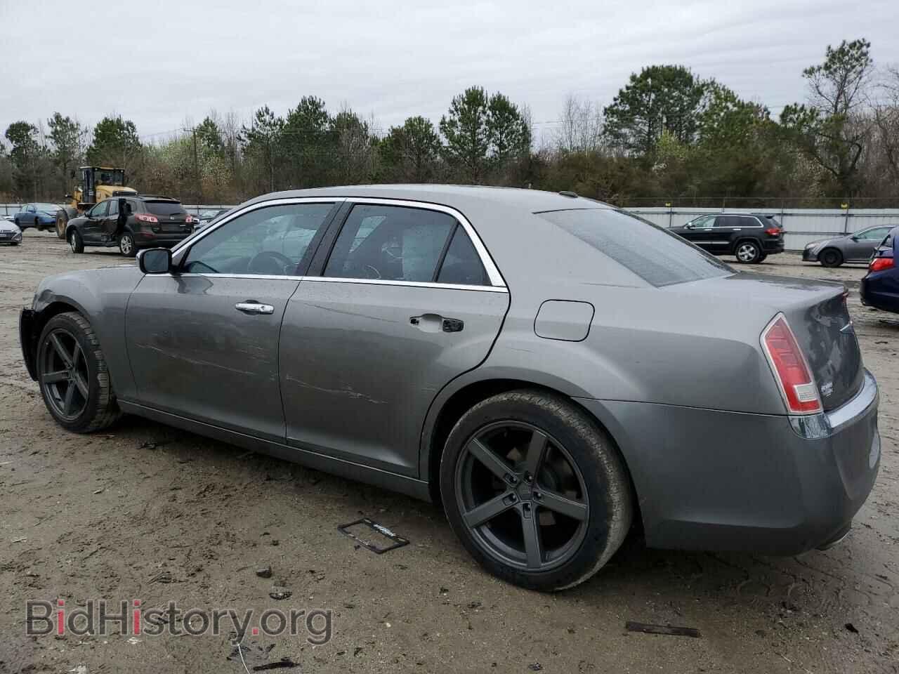 2011 CHRYSLER 300 - VIN: 2C3CA5CG8BH599247 - Фото 2