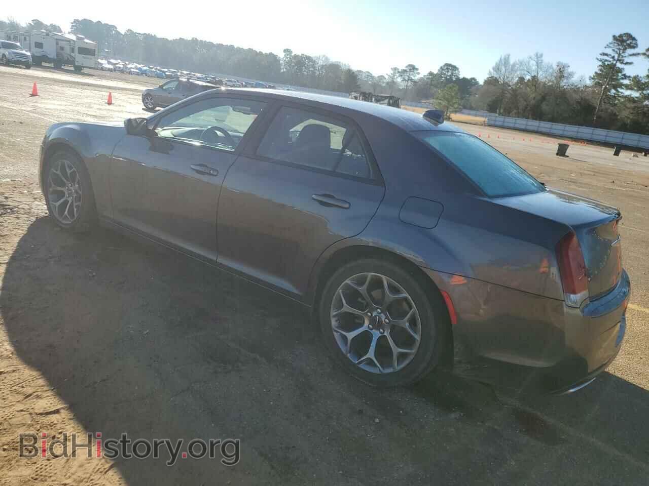 2016 CHRYSLER 300 - VIN: 2C3CCABG6GH175707 - Фото 2