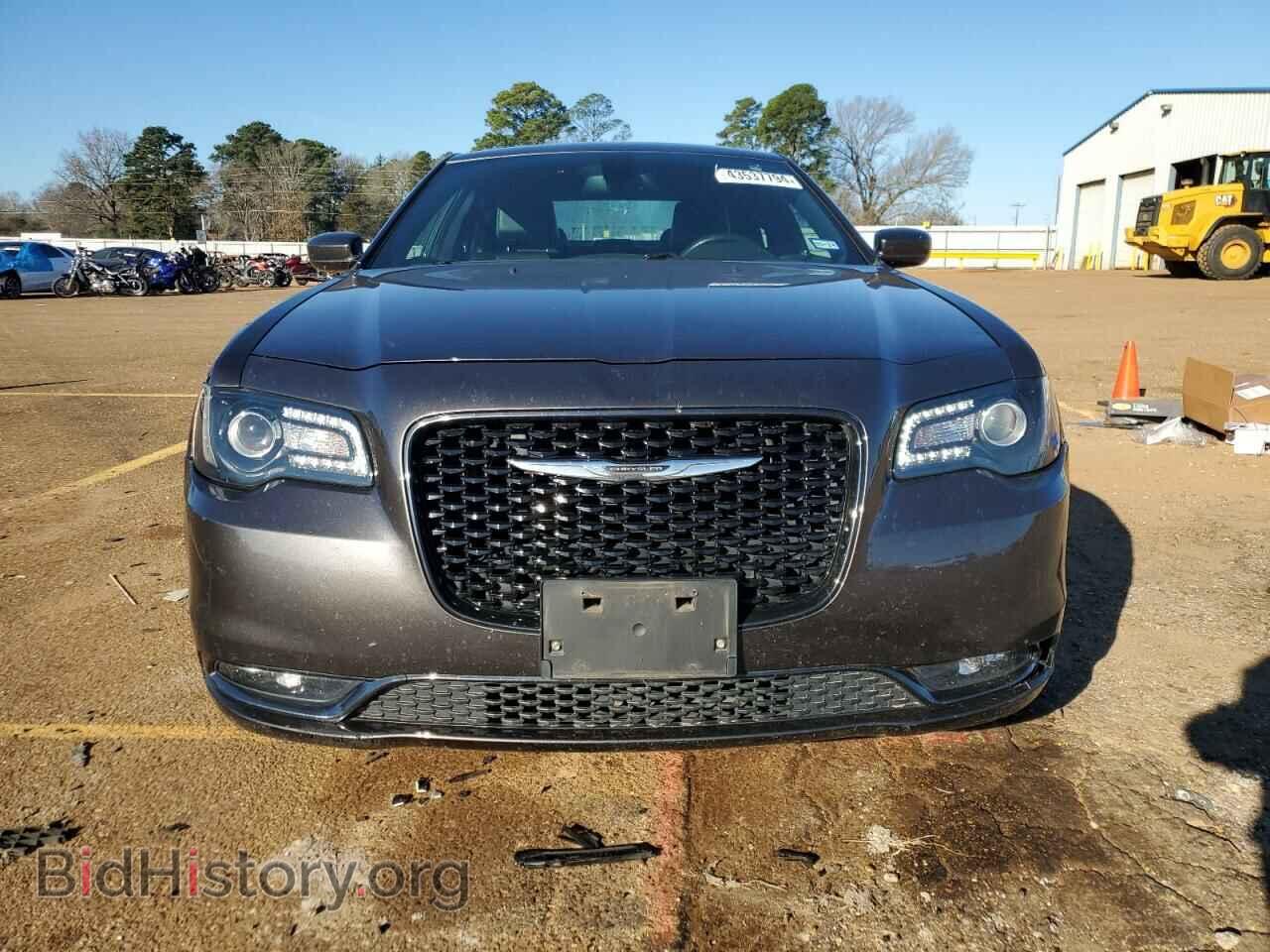 2016 CHRYSLER 300 - VIN: 2C3CCABG6GH175707 - Фото 5