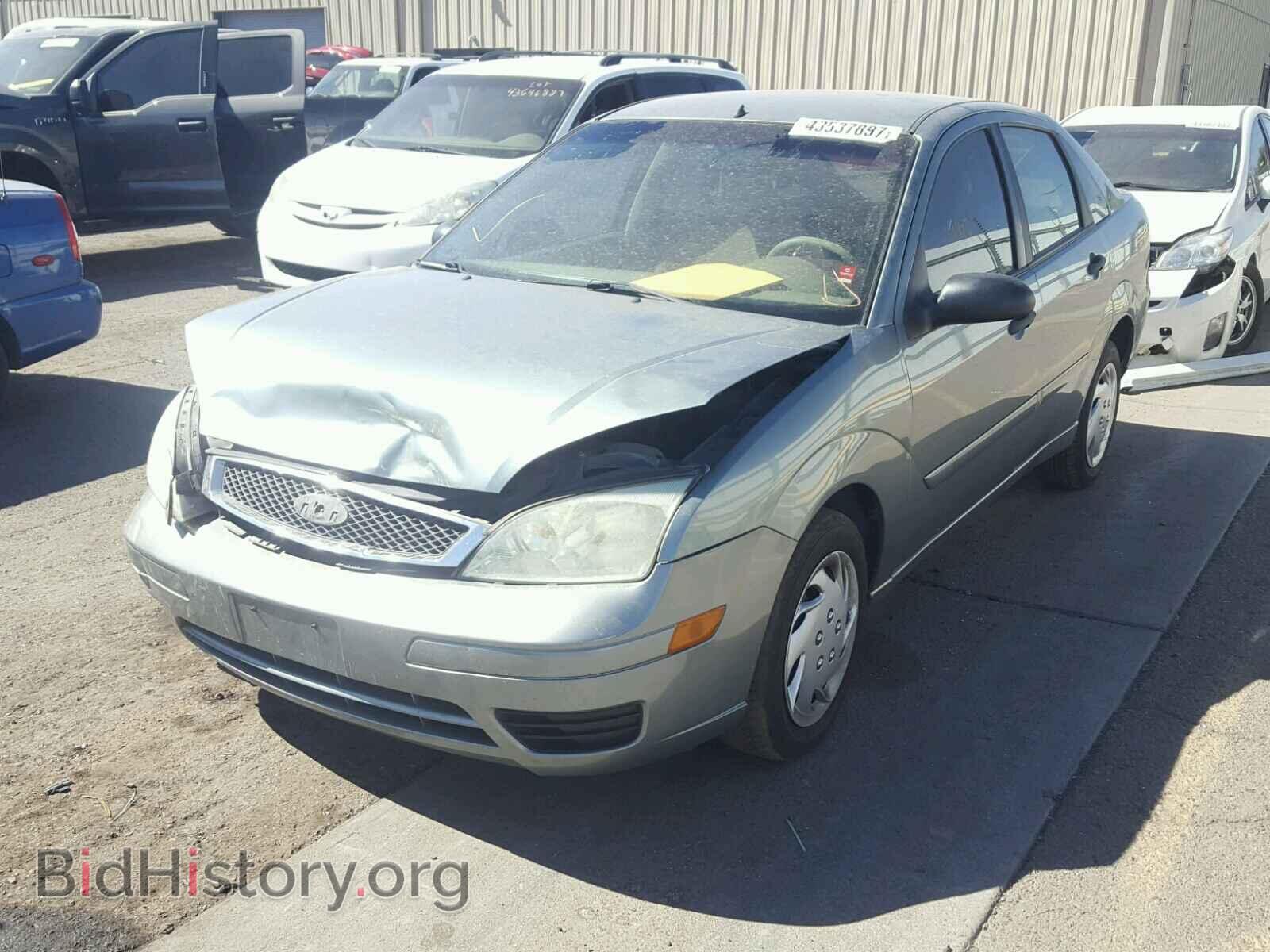 2006 FORD FOCUS - VIN: 1FAFP34N66W223247 - Photo 2