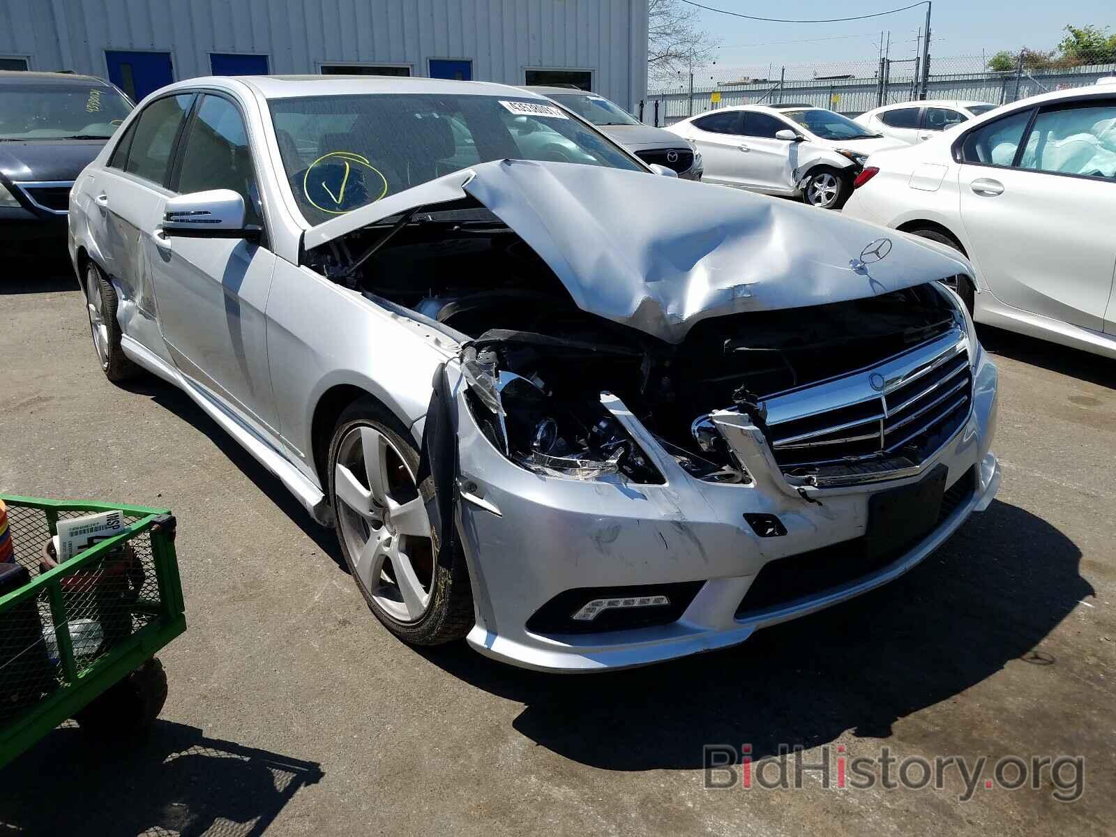 Photo WDDHF8HB5BA334968 - MERCEDES-BENZ E CLASS 2011