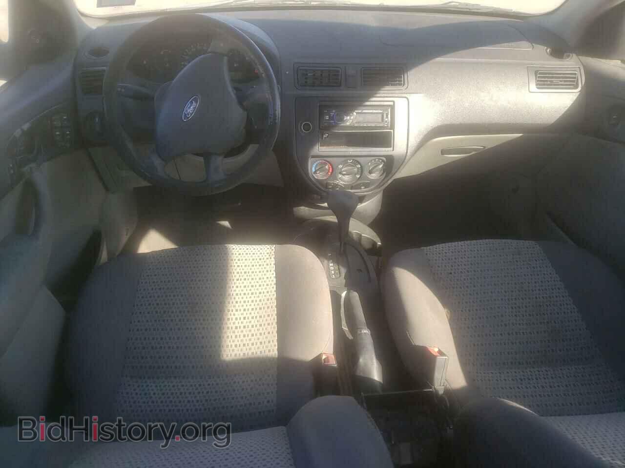 2007 FORD FOCUS - VIN: 1FAHP34N77W156085 - Фото 8