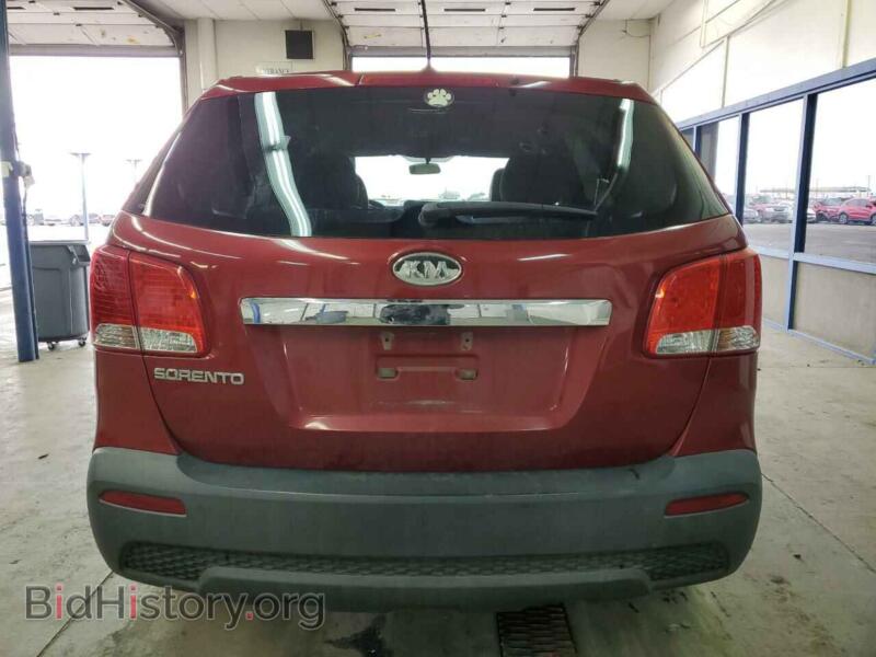 2011 Kia SORENTO (VIN 5XYKTCA11BG007514) — фото 6 из 13