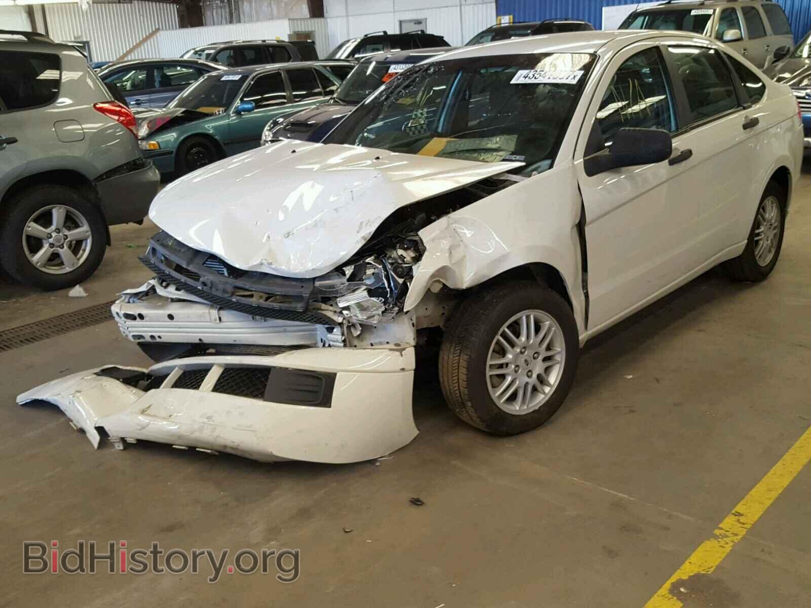 2010 FORD FOCUS - VIN: 1FAHP3FN7AW218105 - Фото 2