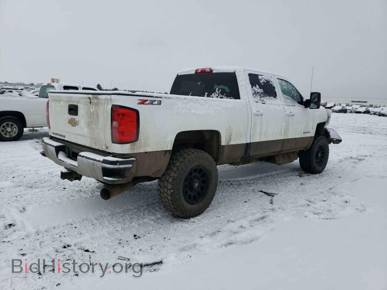 2018 CHEVROLET SILVERADO - VIN: 1GC1KVEY6JF184708 - Фото 3