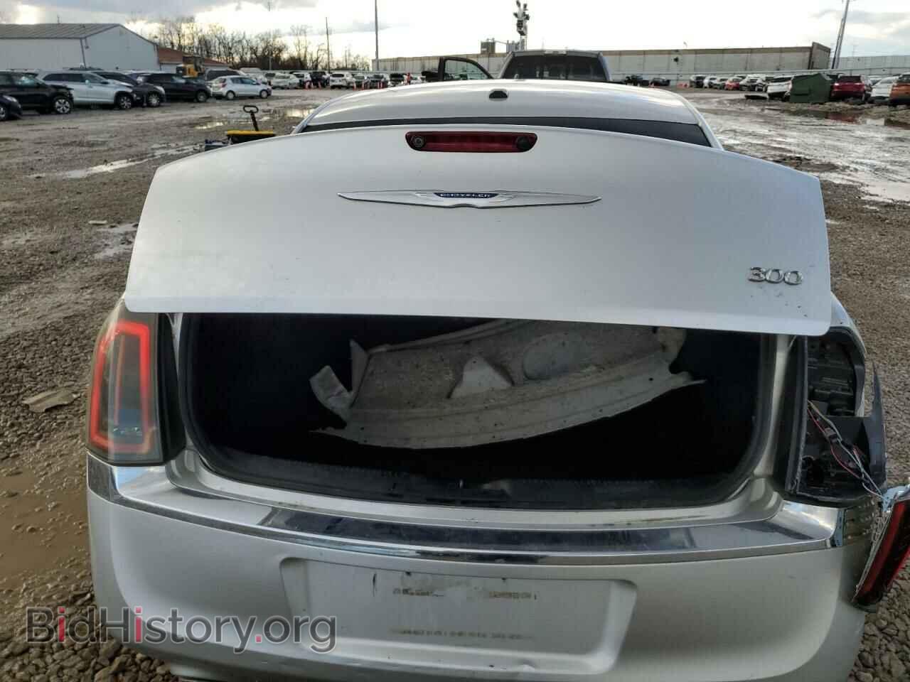 2012 CHRYSLER 300 - VIN: 2C3CCACG0CH223324 - Фото 6