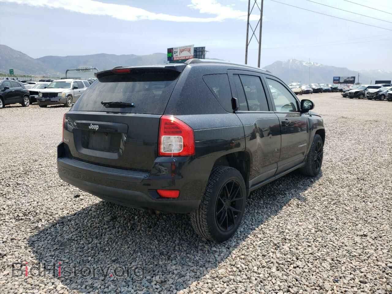 2011 JEEP COMPASS - VIN: 1J4NF1FB2BD141743 - Photo 4