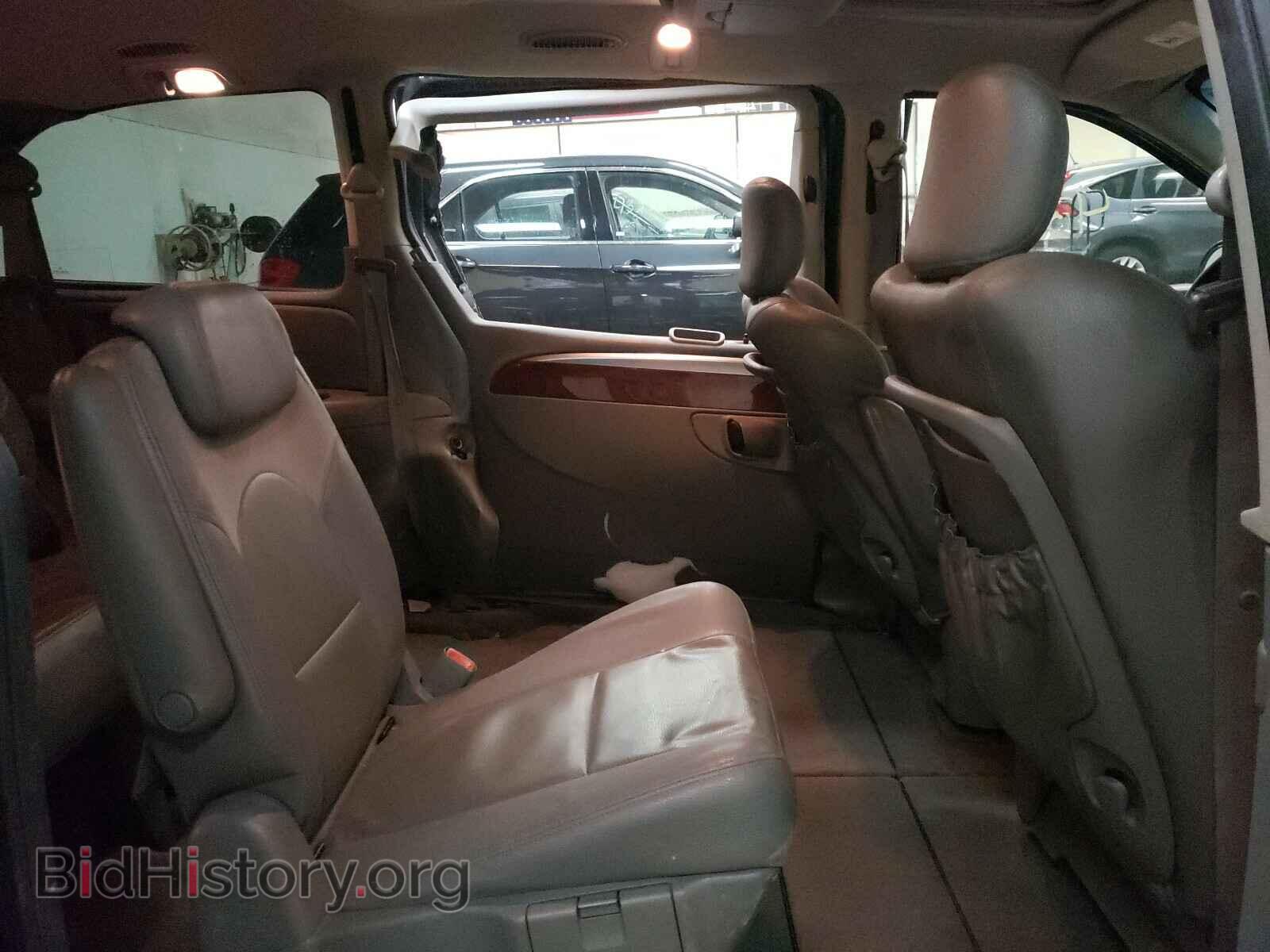 2006 CHRYSLER MINIVAN - VIN: 2A4GP64L86R661074 - Фото 6
