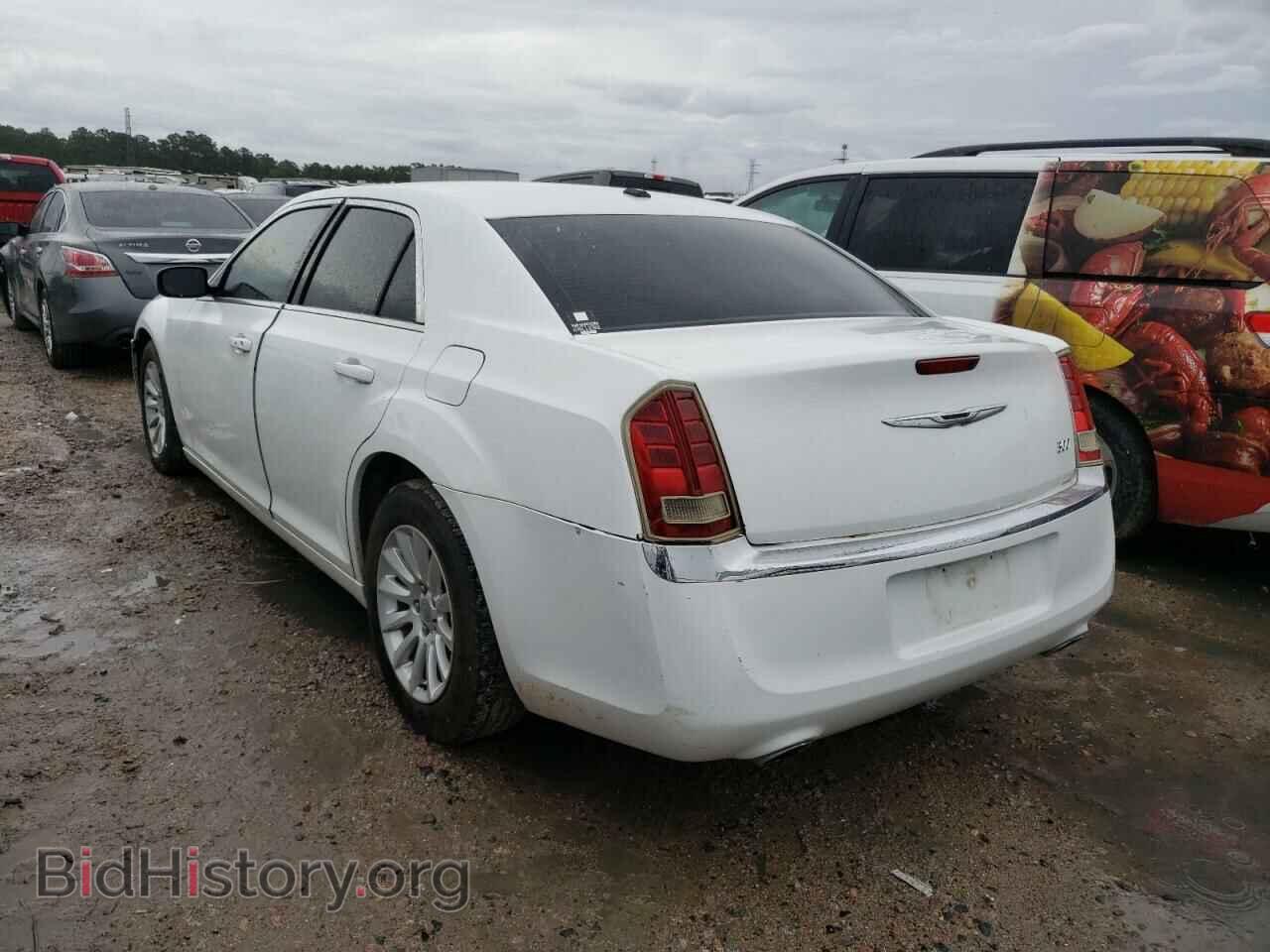 2012 CHRYSLER 300 - VIN: 2C3CCAAG0CH113909 - Фото 3