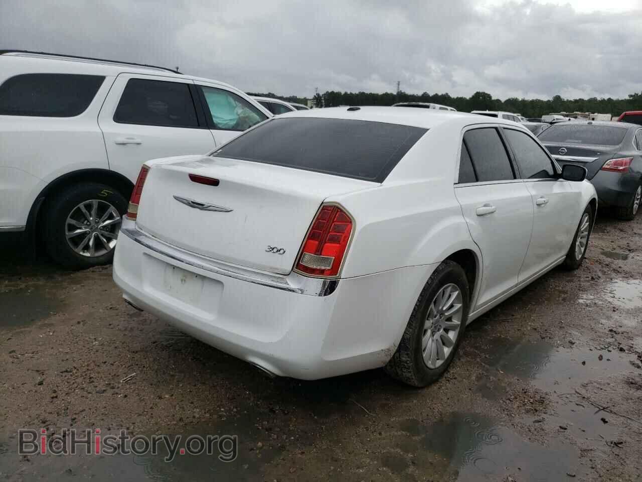 2012 CHRYSLER 300 - VIN: 2C3CCAAG0CH113909 - Фото 4