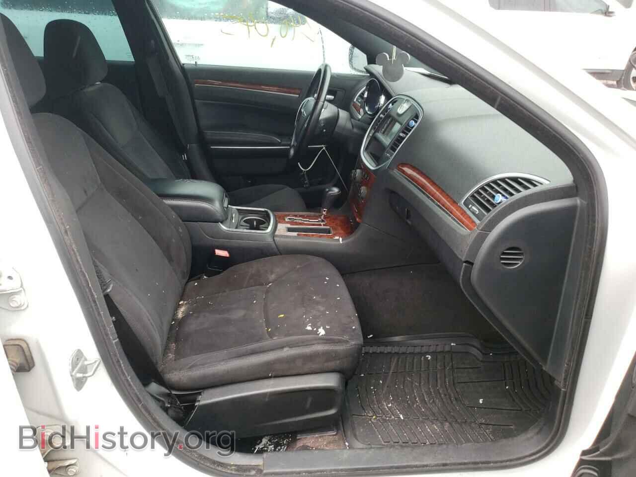 2012 CHRYSLER 300 - VIN: 2C3CCAAG0CH113909 - Фото 5