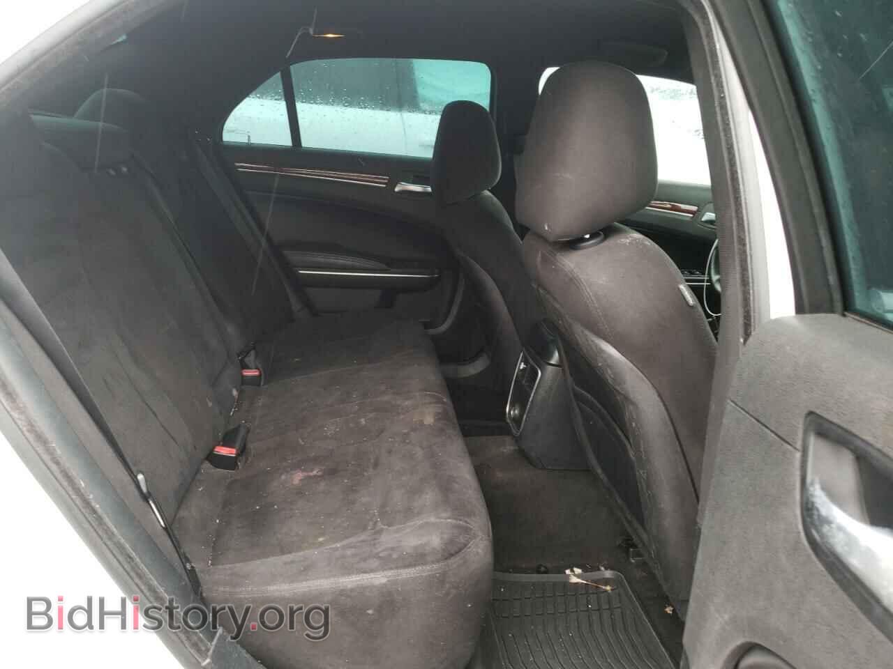 2012 CHRYSLER 300 - VIN: 2C3CCAAG0CH113909 - Фото 6