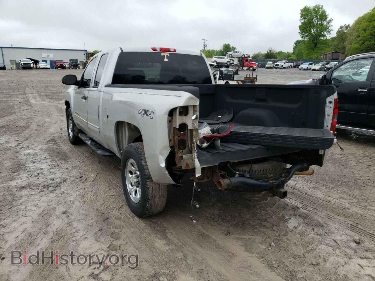 2011 CHEVROLET SILVERADO - VIN: 1GCRKREA1BZ205543 - Фото 3
