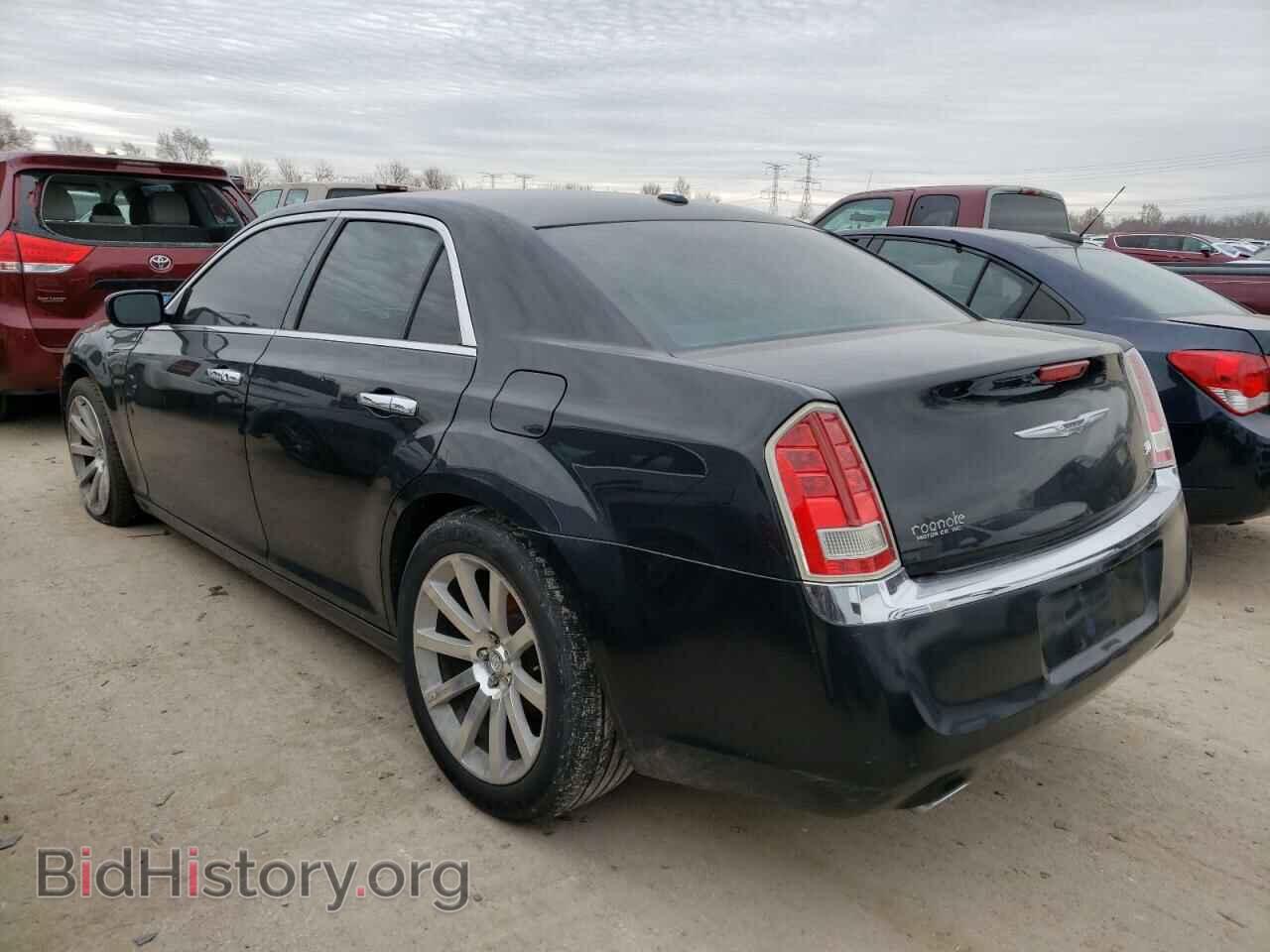 2014 CHRYSLER 300 - VIN: 2C3CCAAG1EH127739 - Фото 2
