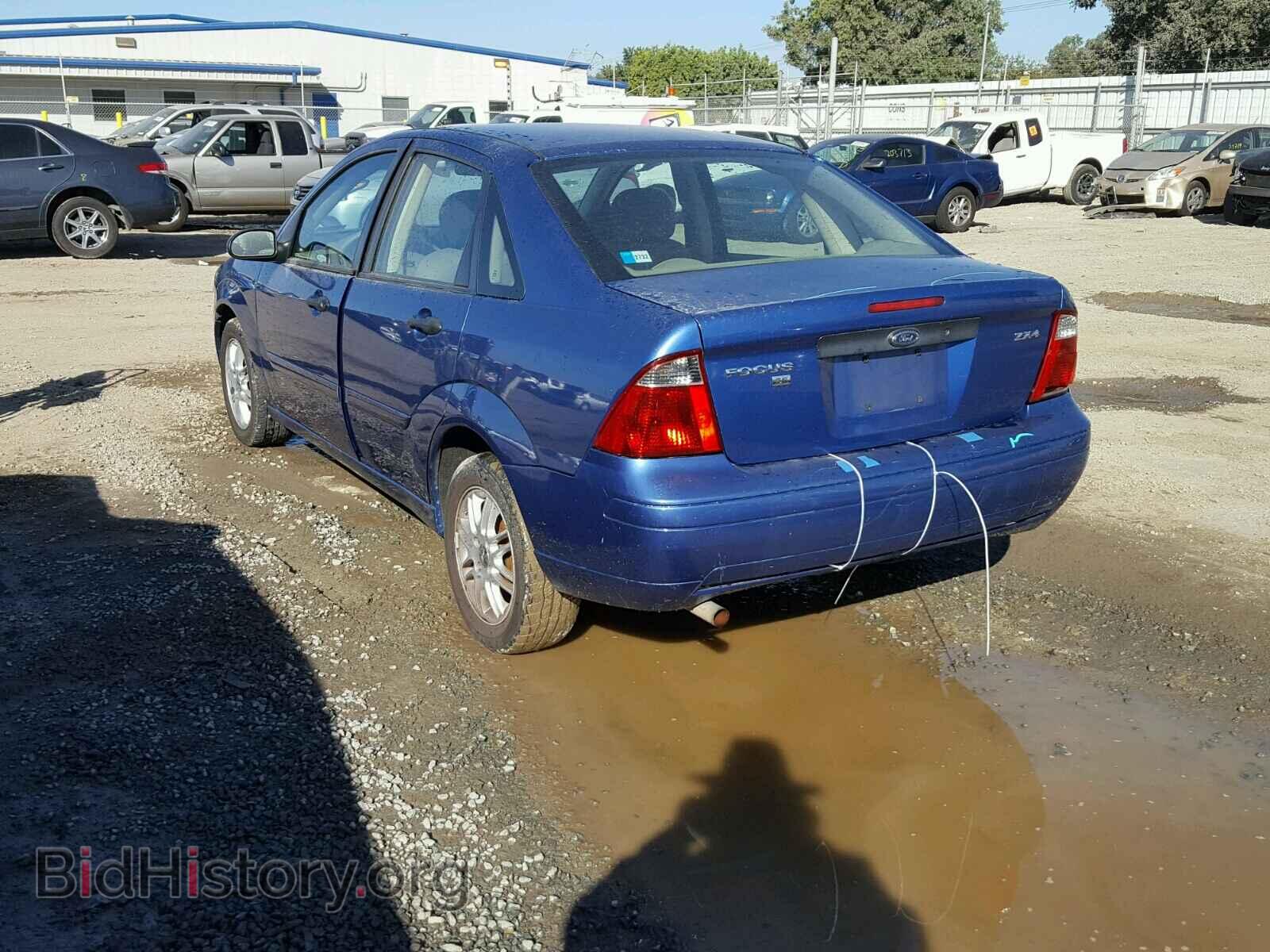 2005 FORD FOCUS - VIN: 1FAFP34N65W199028 - Фото 3