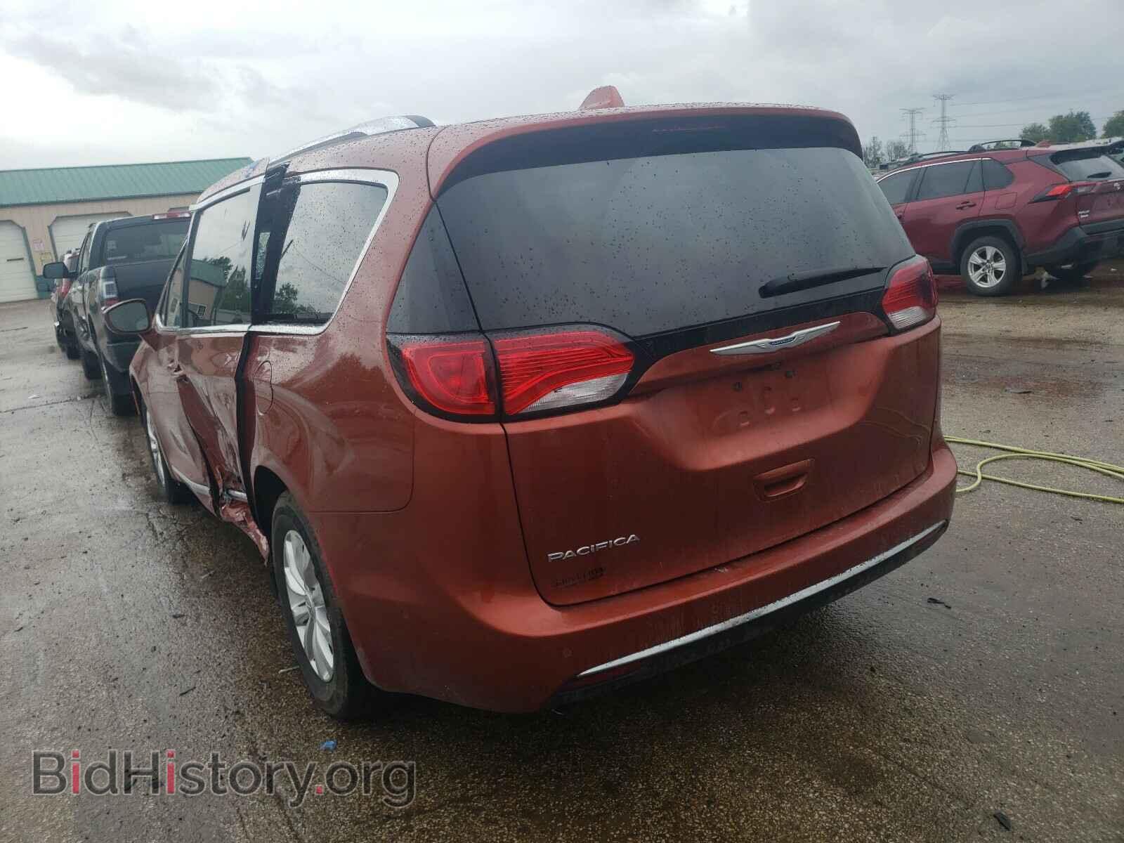2018 CHRYSLER PACIFICA - VIN: 2C4RC1BG9JR218007 - Фото 3