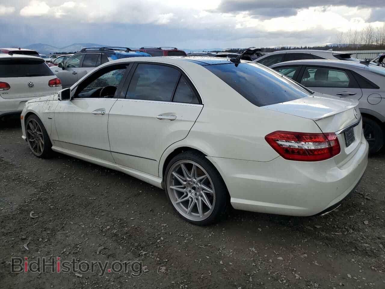 2012 MERCEDES-BENZ E-CLASS - VIN: WDDHF9BB2CA648836 - Фото 2