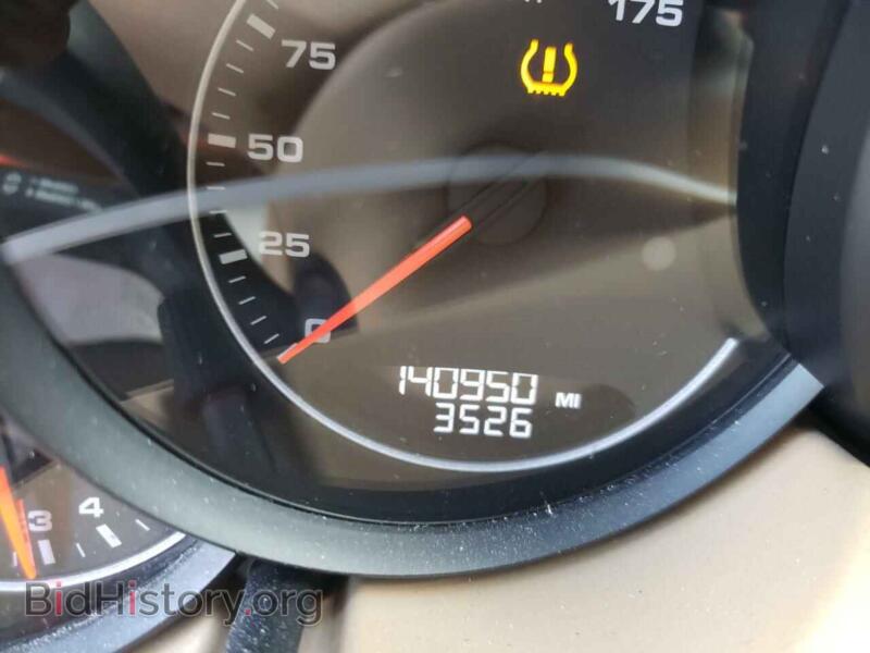 2013 Porsche CAYENNE (VIN WP1AF2A23DLA36301) — photo 8 of 10