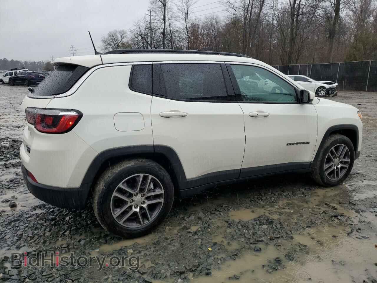 2019 JEEP COMPASS - VIN: 3C4NJCBB4KT832451 - Фото 3