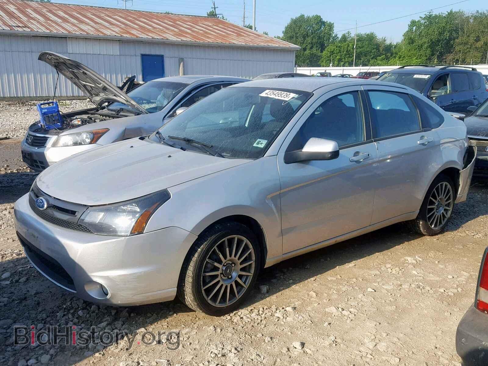 2011 FORD FOCUS - VIN: 1FAHP3GN9BW105935 - Фото 2