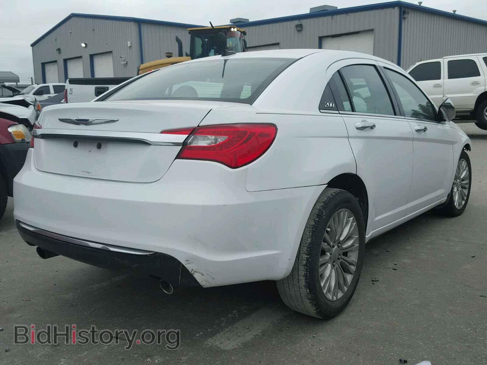 2011 CHRYSLER 200 - VIN: 1C3BC2FG5BN610969 - Фото 4
