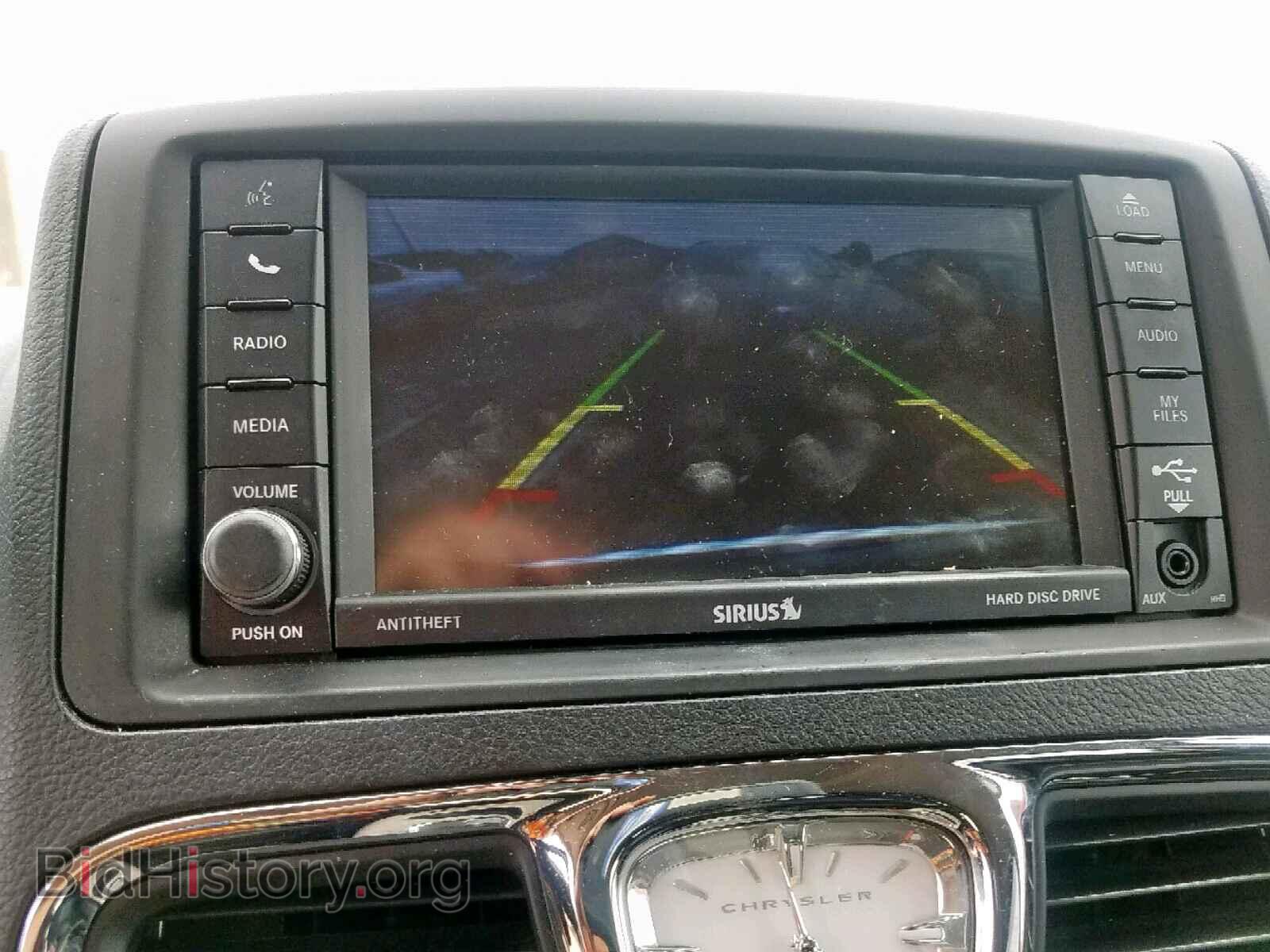 2015 CHRYSLER TOWN & COU - VIN: 2C4RC1GG2FR553433 - Фото 9
