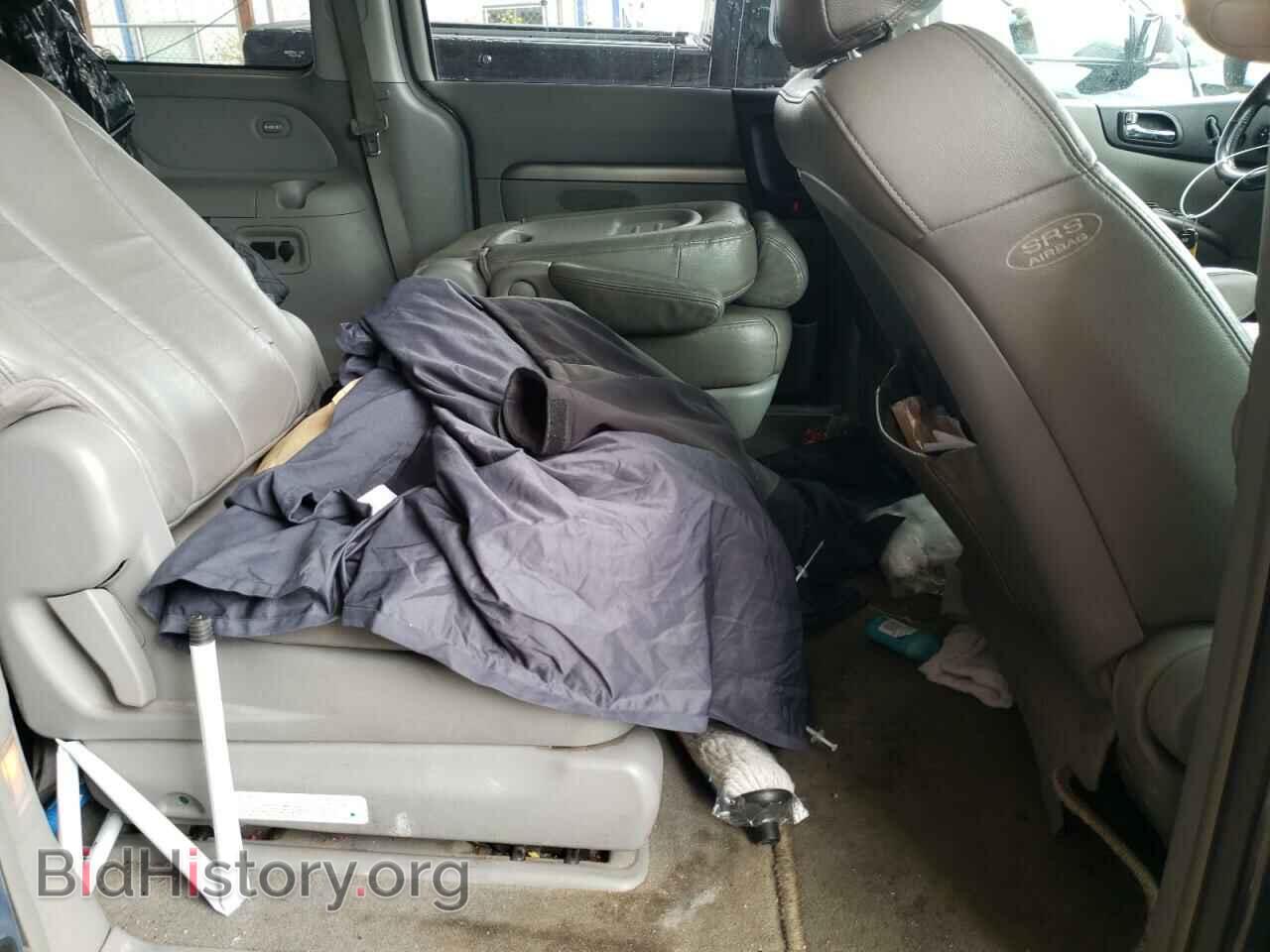 2007 HYUNDAI ENTOURAGE - VIN: KNDMC233576026546 - Фото 6
