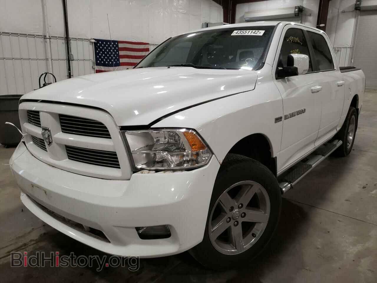 2011 DODGE RAM 1500 - VIN: 1D7RV1CT9BS618516 - Фото 2