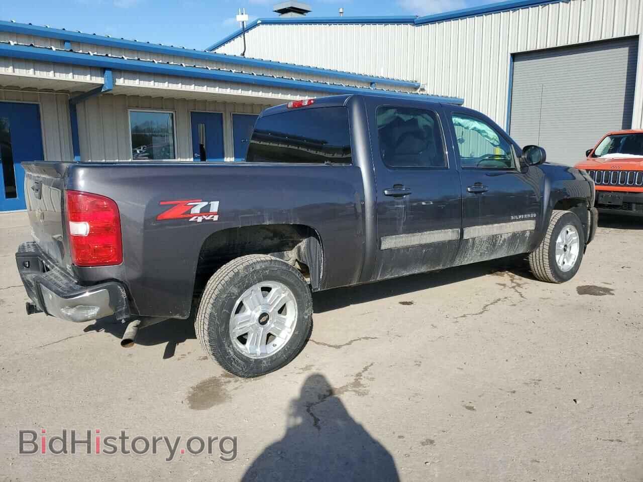 2011 CHEVROLET SILVERADO - VIN: 3GCPKTE3XBG203067 - Фото 3