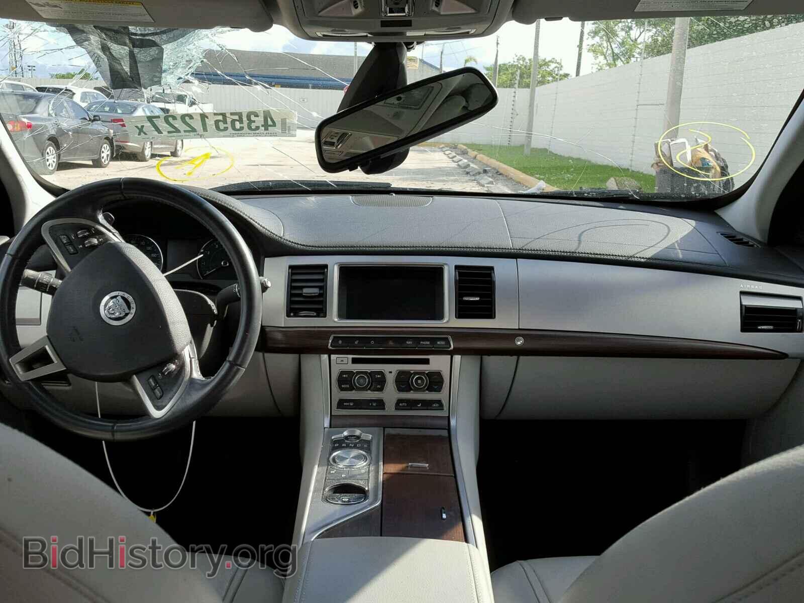 2013 JAGUAR XF - VIN: SAJWA0ES8DPS63885 - Фото 9