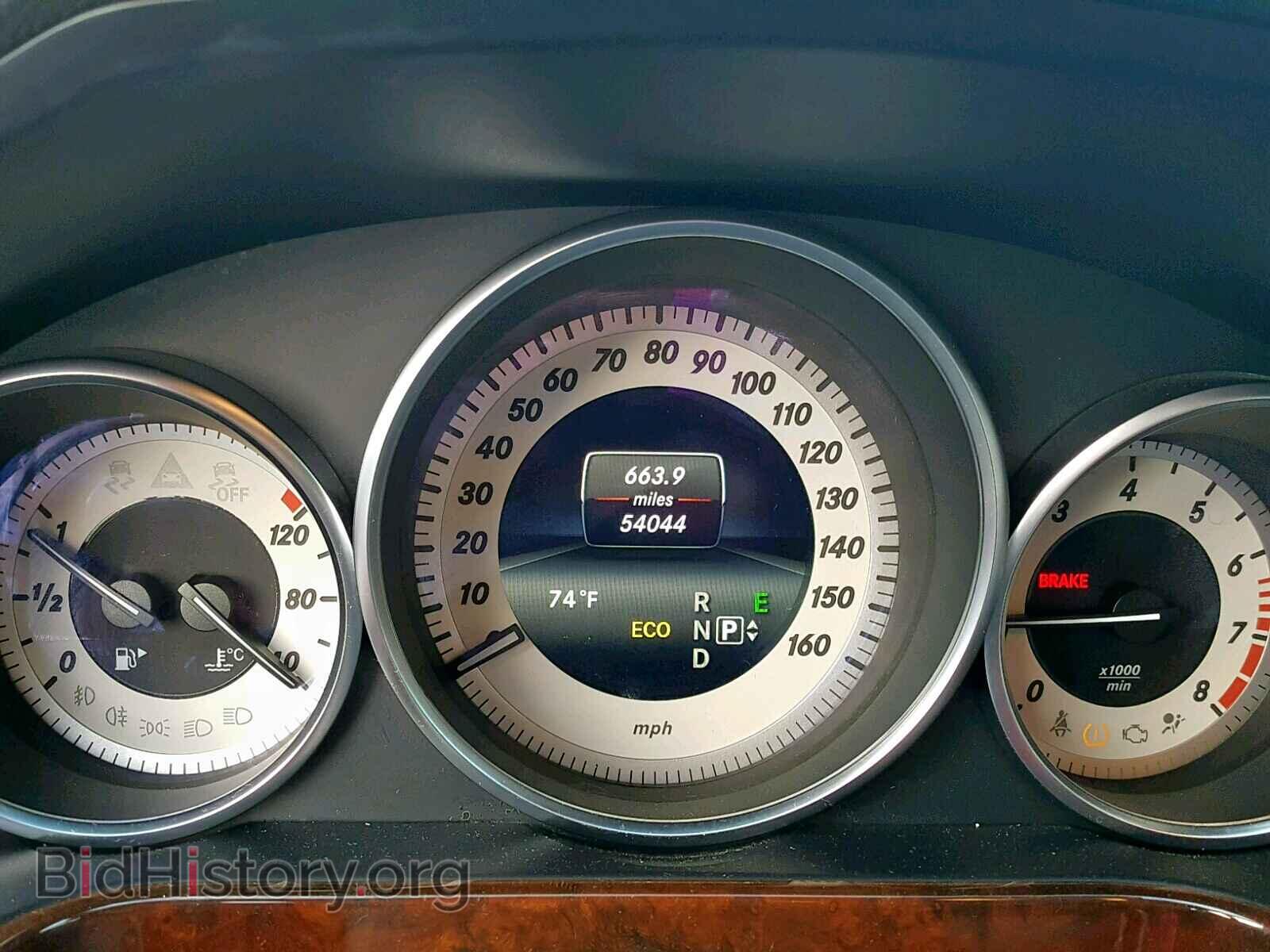 2014 MERCEDES-BENZ E 350 - VIN: WDDHF5KB8EA965063 - Фото 8