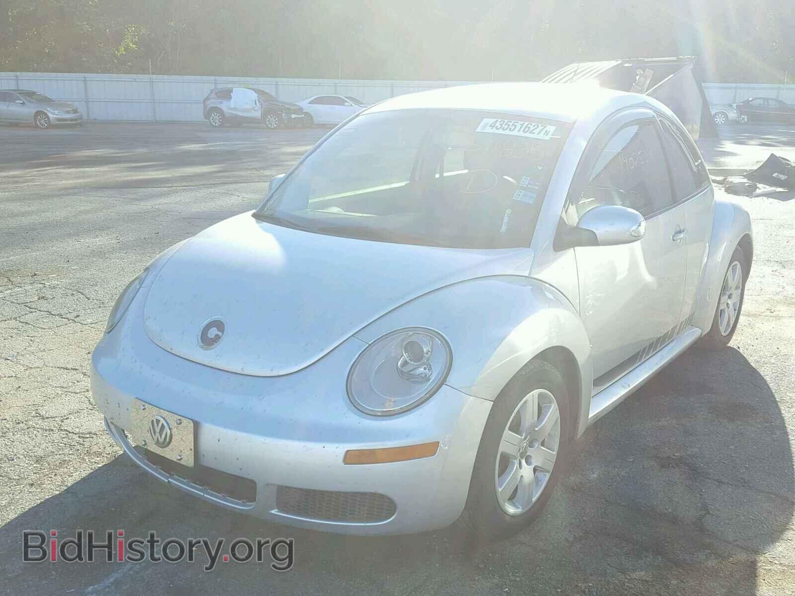 2007 VOLKSWAGEN BEETLE - VIN: 3VWPW31C27M511835 - Фото 2