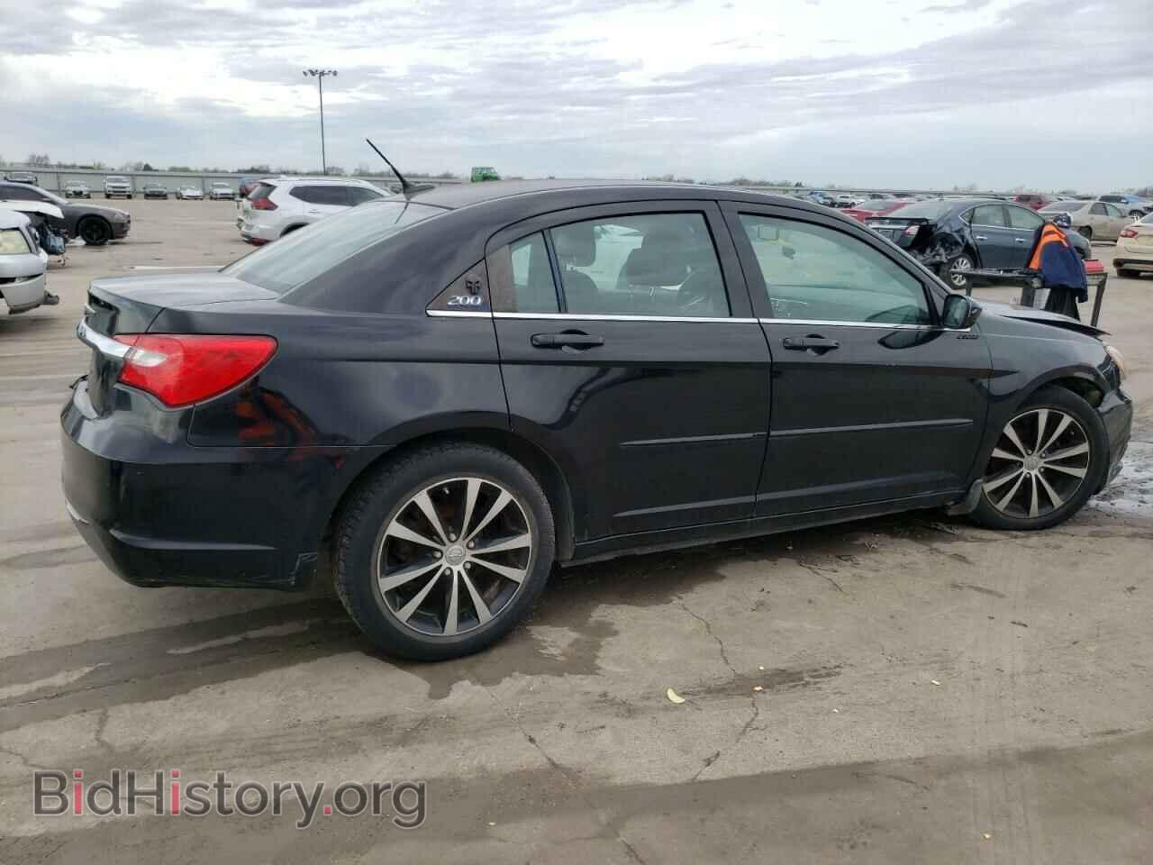 2013 CHRYSLER 200 - VIN: 1C3CCBBG4DN660100 - Фото 3
