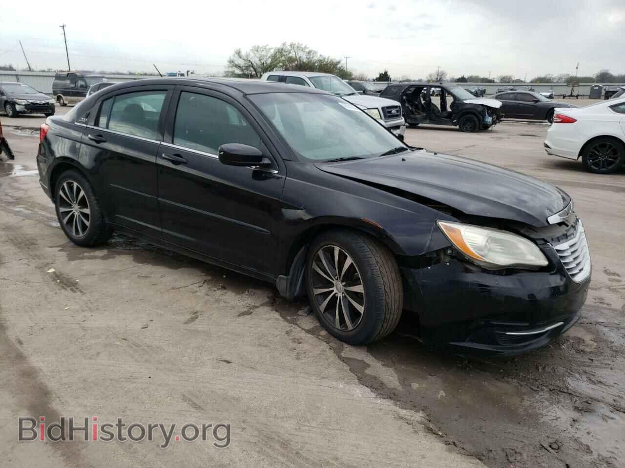 2013 CHRYSLER 200 - VIN: 1C3CCBBG4DN660100 - Фото 4