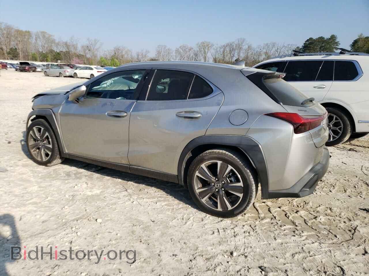 2019 LEXUS UX 200 - VIN: JTHY3JBH8K2010607 - Photo 2