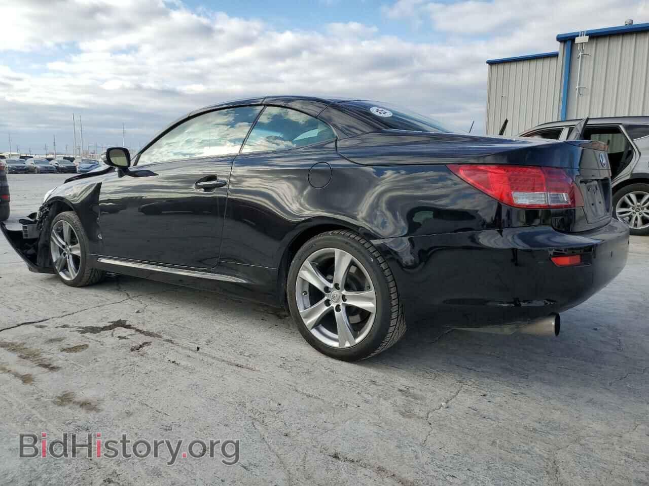 2012 LEXUS IS - VIN: JTHFF2C24C2521294 - Photo 2