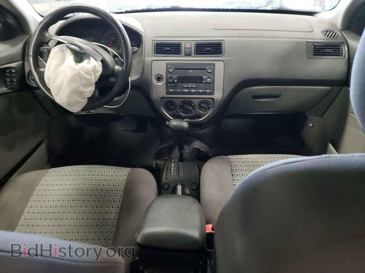2007 FORD FOCUS - VIN: 1FAHP34N87W164325 - Фото 8