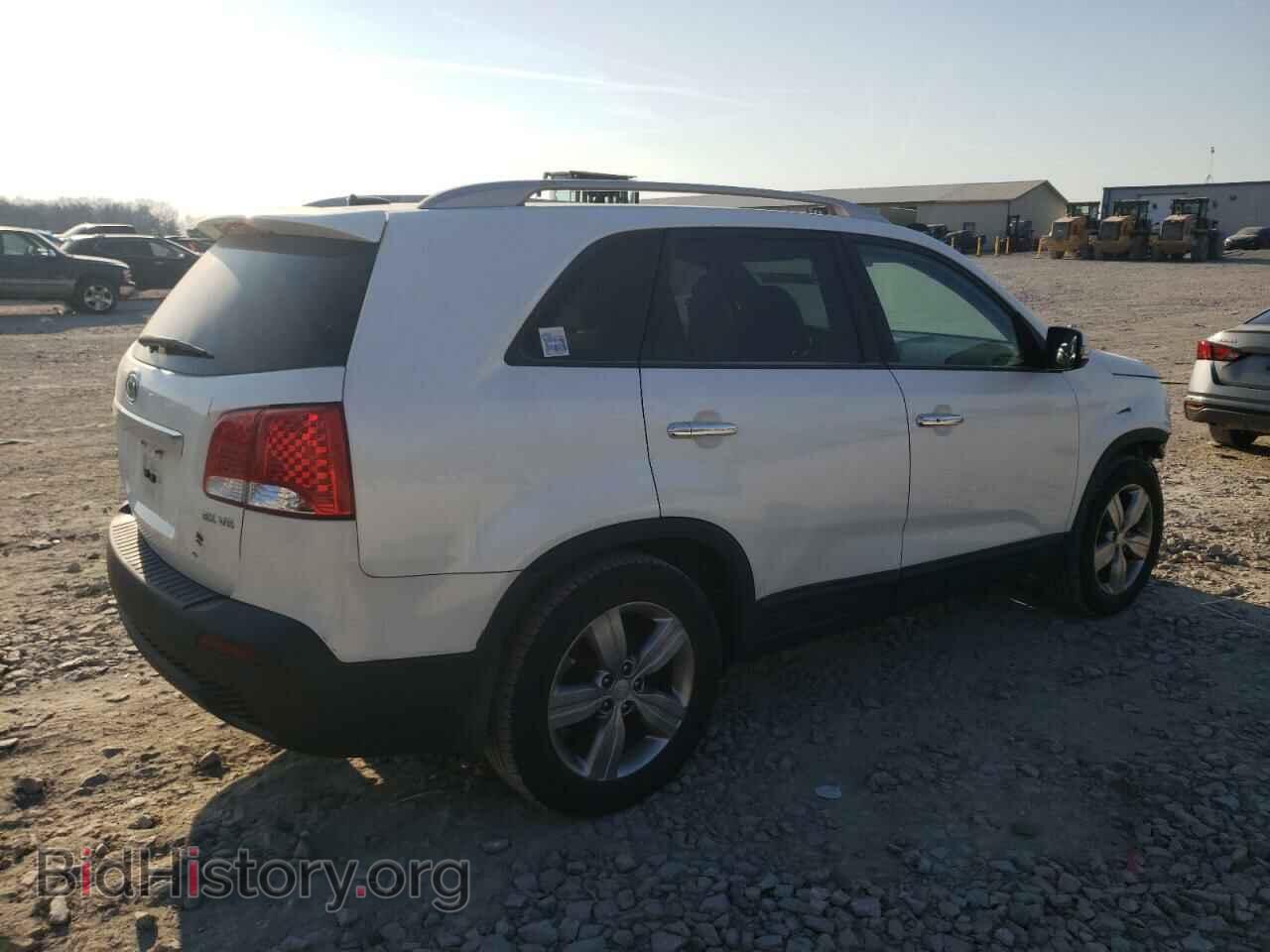 2012 KIA SORENTO - VIN: 5XYKU4A27CG244389 - Фото 3