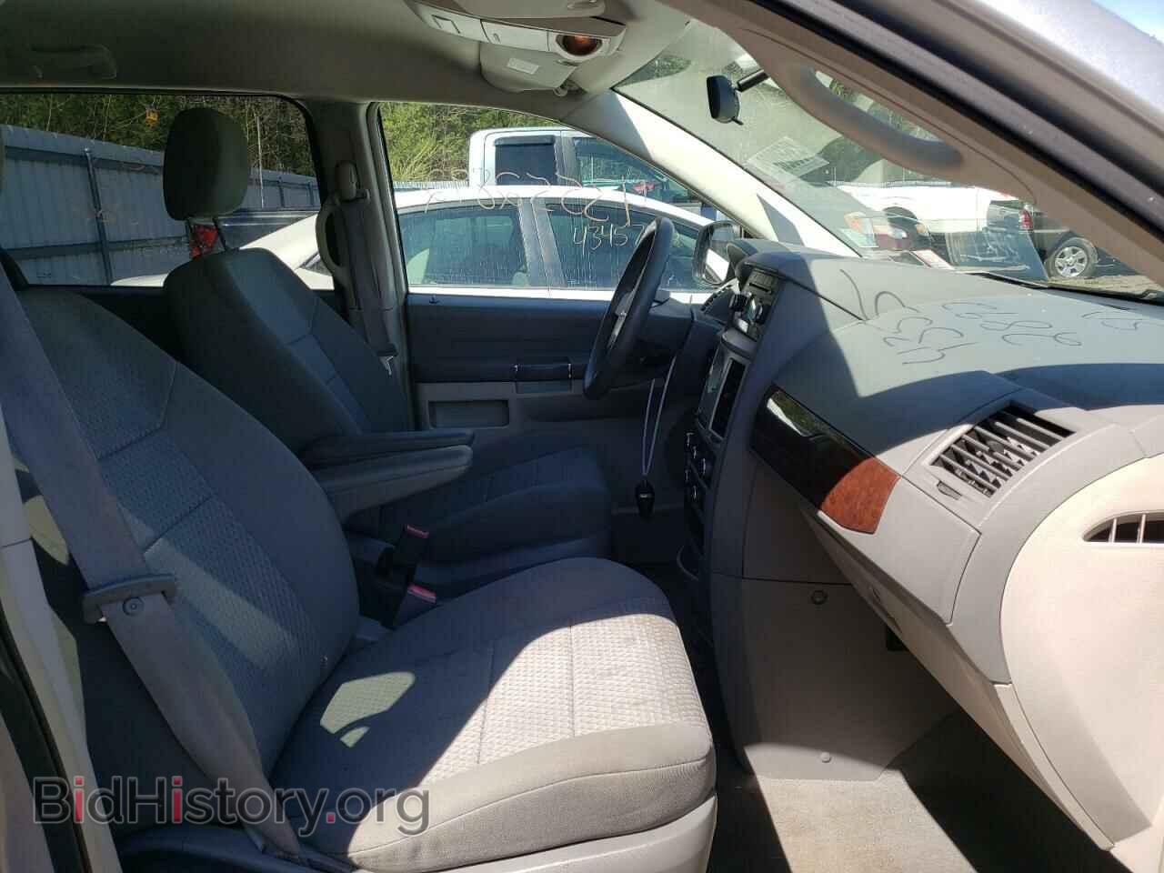2010 CHRYSLER MINIVAN - VIN: 2A4RR4DE6AR104407 - Фото 5