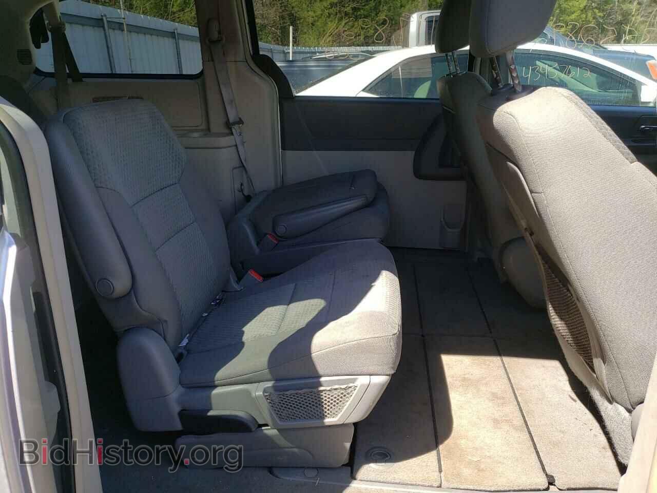 2010 CHRYSLER MINIVAN - VIN: 2A4RR4DE6AR104407 - Фото 6