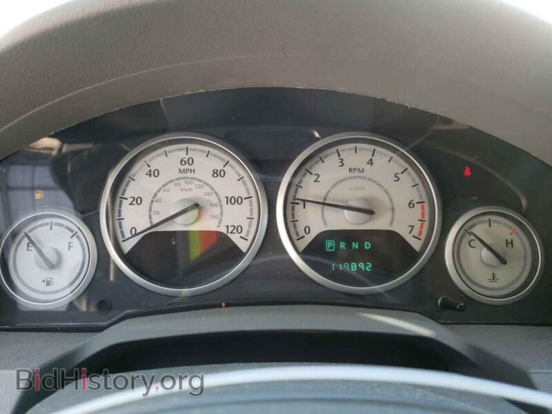 2010 Chrysler MINIVAN (VIN 2A4RR4DE6AR104407) — photo 8 of 10