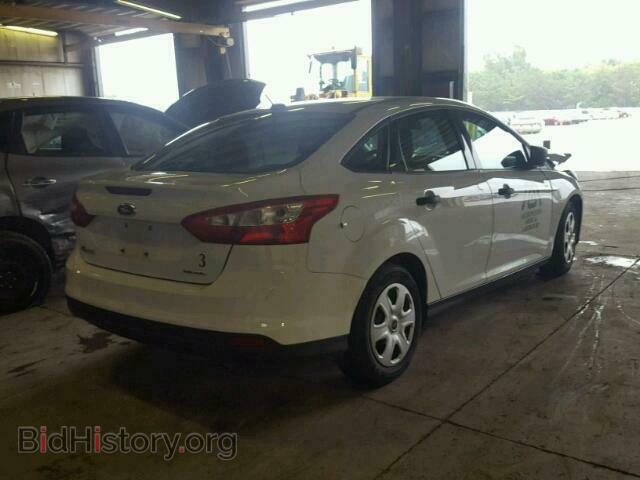 2012 Ford FOCUS (VIN 1FAHP3E2XCL450614) — photo 4 of 10