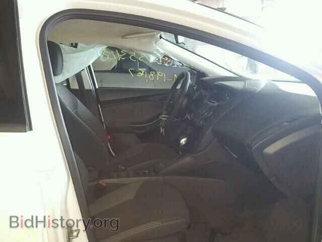 2012 Ford FOCUS (VIN 1FAHP3E2XCL450614) — photo 5 of 10